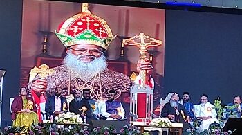 ओर्थोडोक्स चर्च के सुप्रीम मोरान मार बेसिलियोस मार्थोमा मैथ्यूज तृतीय का भव्य स्वागत