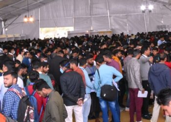 मेगा जॉब फेयर में सैकड़ों युवाओं का सपना साकार