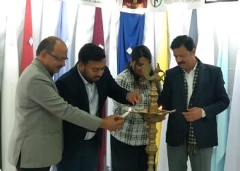 क्यू मेक्स द्वारा व्यापारियों के लिये कान्फ्रेन्स