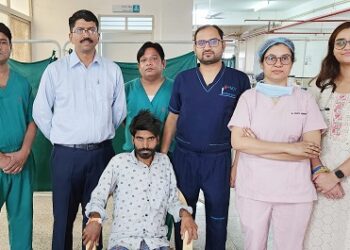 चेस्टवॉल साईंकोमा कैन्सर से पीड़ित मरीज की सफल सर्जरी