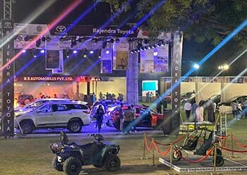 ओटो एक्सपो : ग्राहकों ने ली नये फीचर्स जानकारी